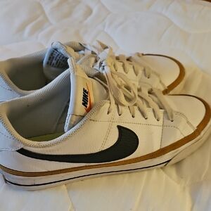 Nike White and Black Retro Sneakers with Leather Upper